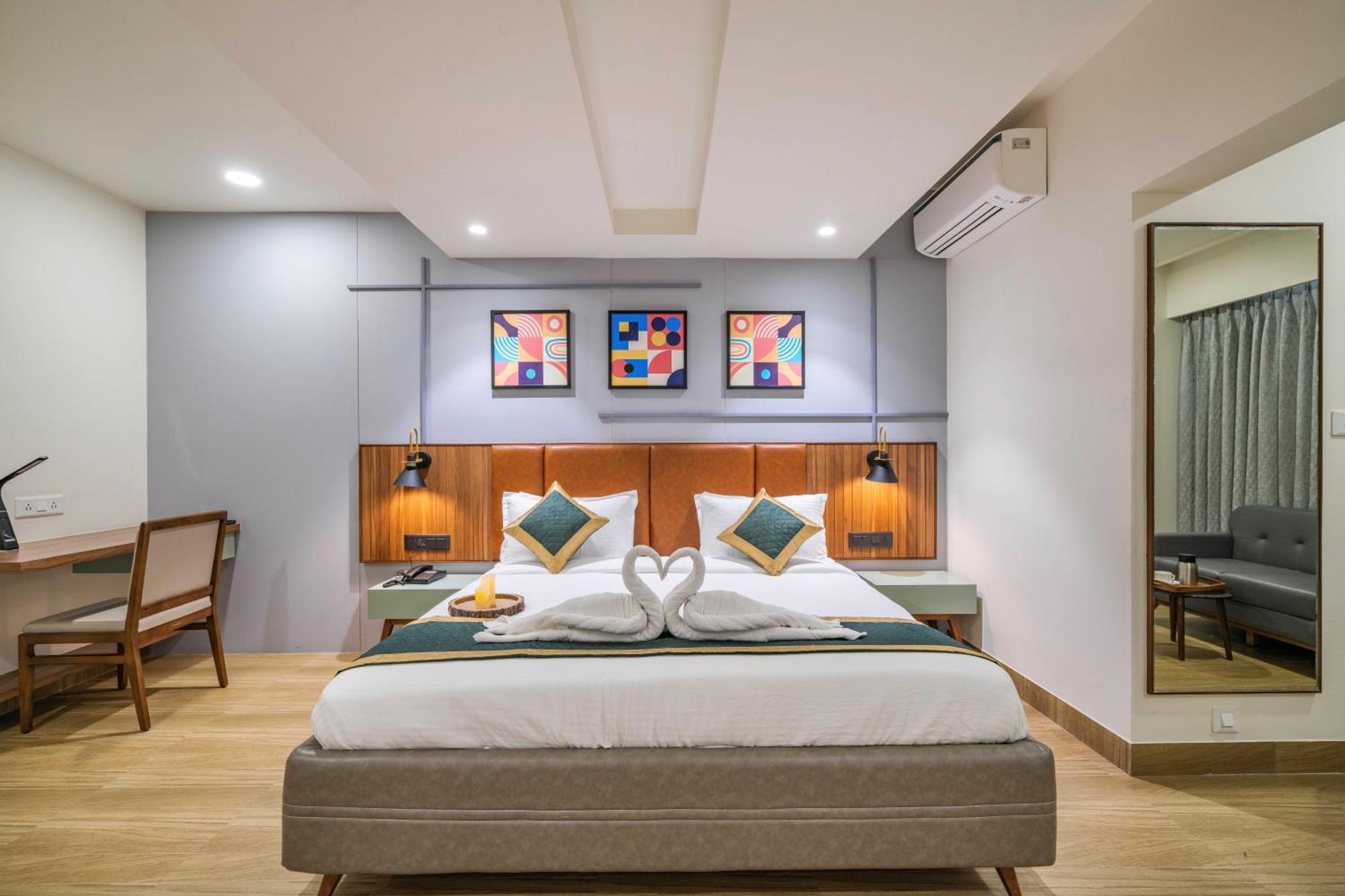 The Lemon Grass Hotel Gandhinagar Eksteriør bilde