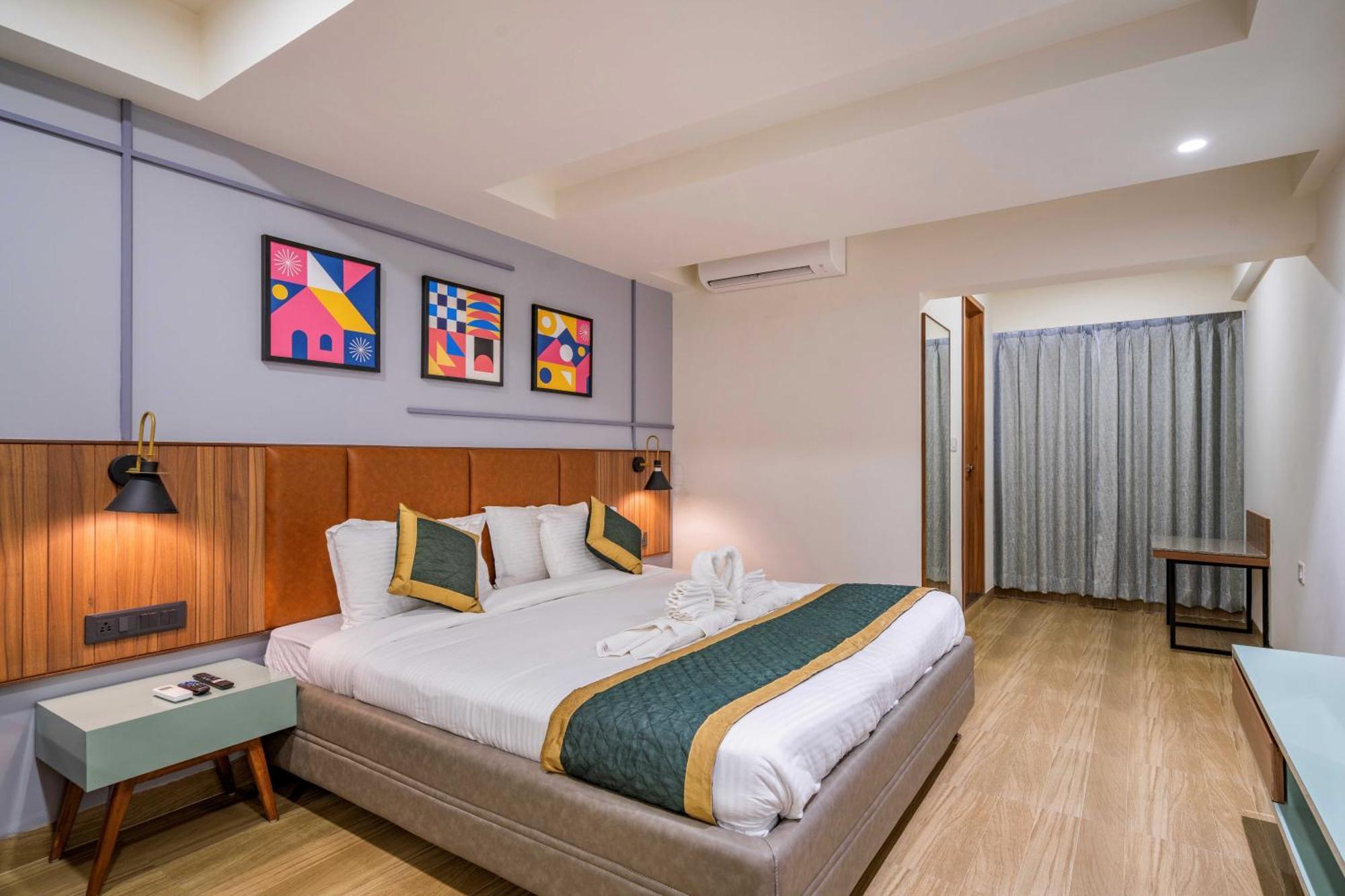 The Lemon Grass Hotel Gandhinagar Eksteriør bilde