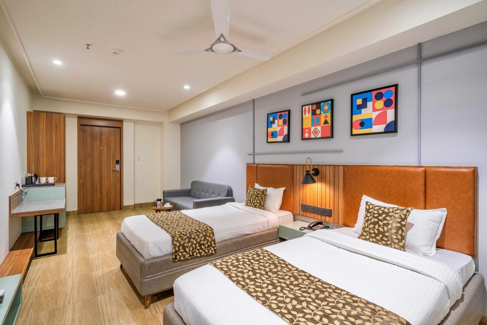 The Lemon Grass Hotel Gandhinagar Eksteriør bilde