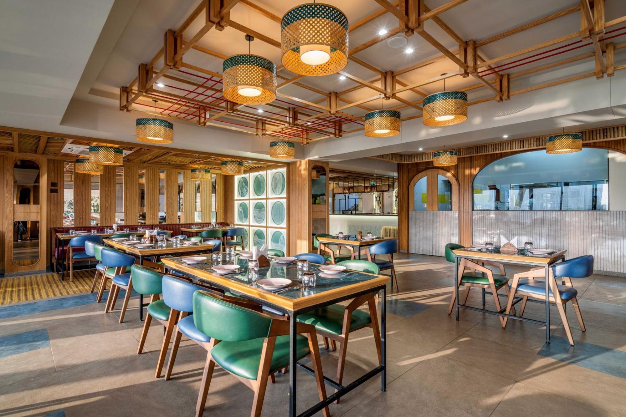 The Lemon Grass Hotel Gandhinagar Eksteriør bilde